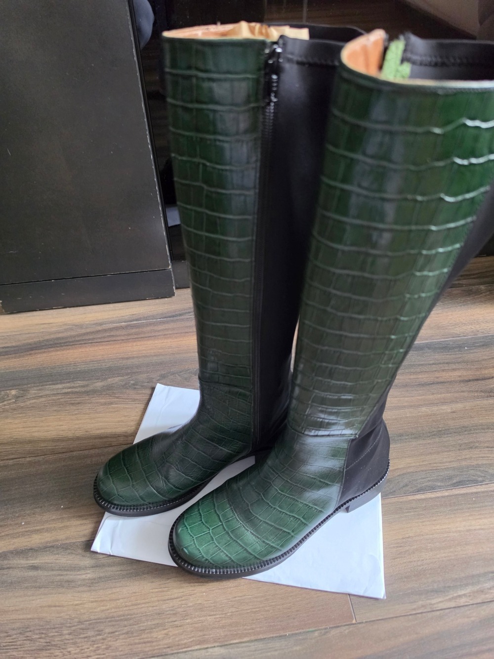 Unity In Diversity Green Croc Embossed Knee High Boots Size 38 US 7.5